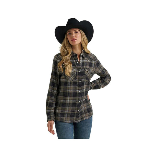 Wrangler Women's Retro Essential Long Sleeve Snap Shirt