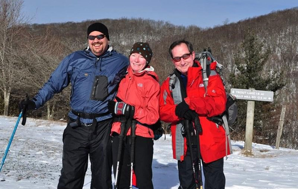 Winter is a wonderful time to hike!