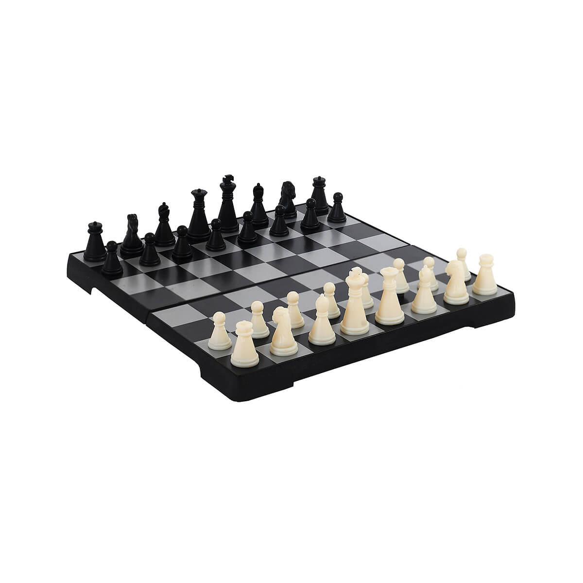  Backpack Chess Game