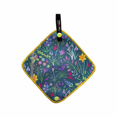 Sea To Summit XL Wilderness Wipes Rinse-Free Body Wipes, 2-Pack (8 Wipes Per Pack