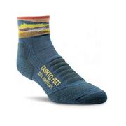 Max Patch Quarter Crew Socks: BLUE